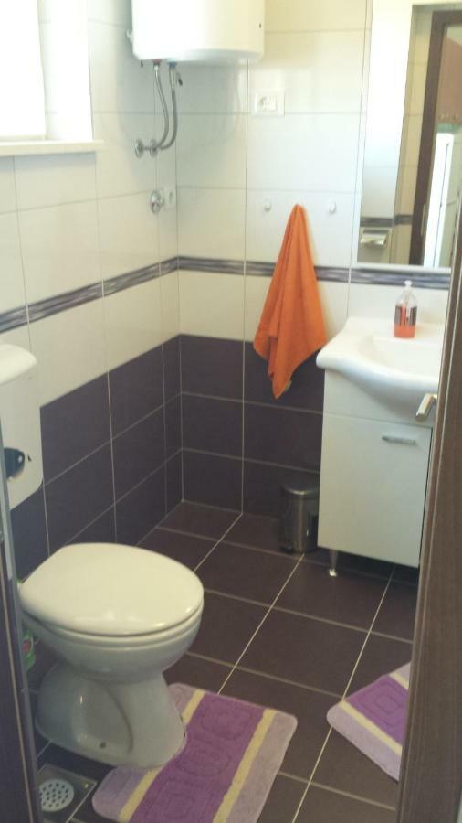 Apartments Jerko Jadrijevic Primošten المظهر الخارجي الصورة