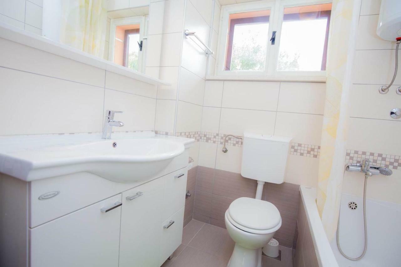 Apartments Jerko Jadrijevic Primošten المظهر الخارجي الصورة